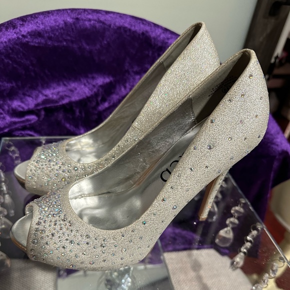 DEB size 8.5 Silver Glitter & Rhinestones Prom Pageant Wedding bride stiletto - Picture 4 of 7